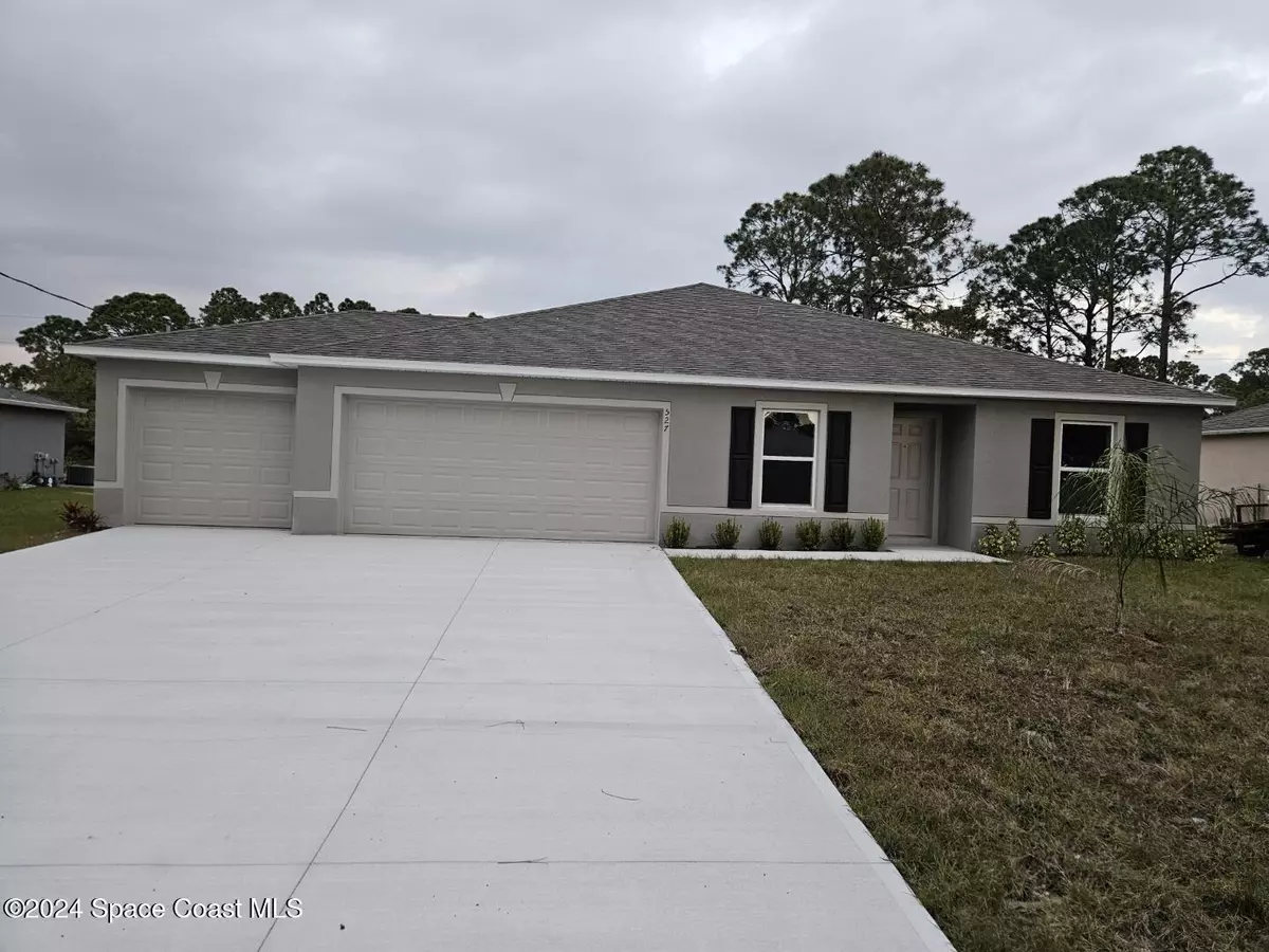 Palm Bay, FL 32909,527 Poplar ST SE