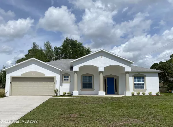 1737 Fairlight ST NW, Palm Bay, FL 32907