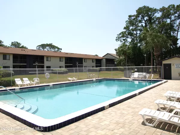 Rockledge, FL 32955,1515 Huntington LN #927