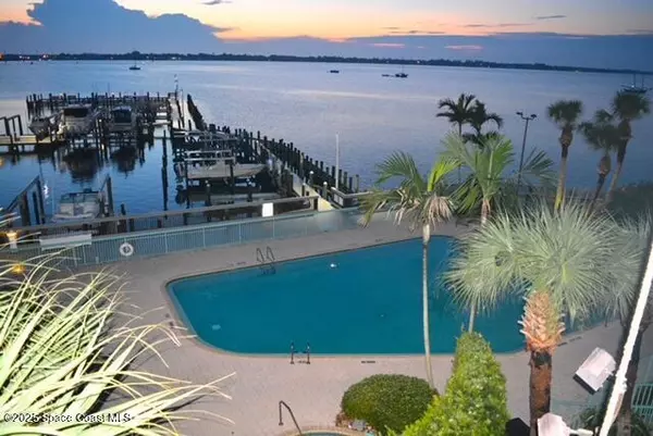 Cocoa, FL 32922,102 Riverside DR #302