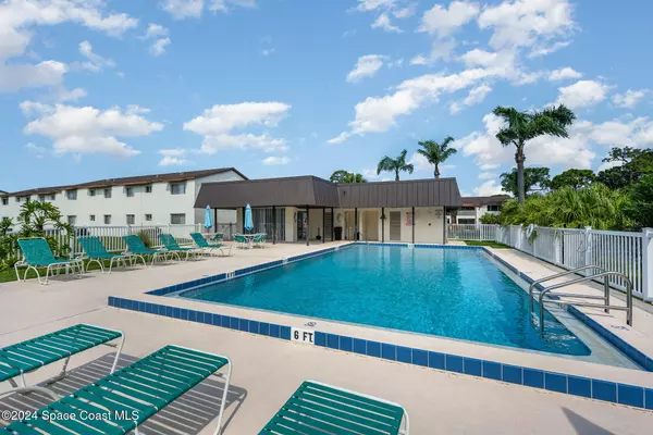 Melbourne, FL 32934,641 Ridge Club DR #21