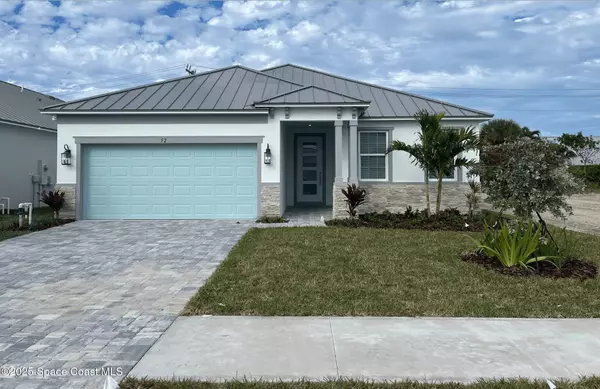 52 Hubble LN, Satellite Beach, FL 32937