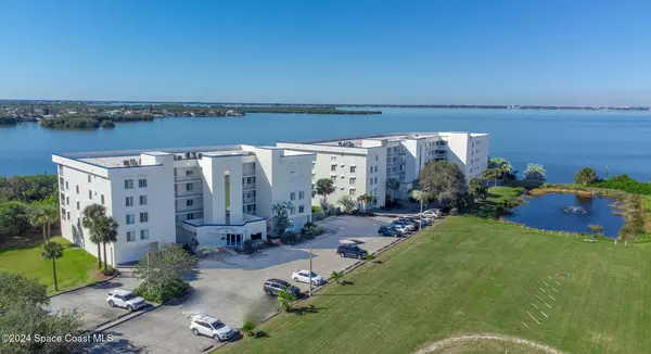 188 Pinellas LN #201, Cocoa Beach, FL 32931