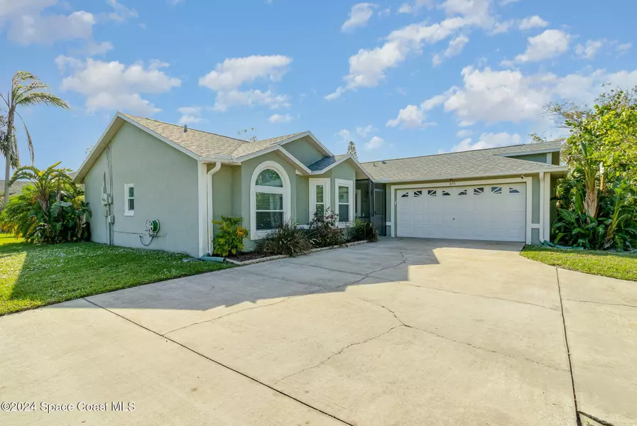 875 Wandering Pine TRL, Rockledge, FL 32955