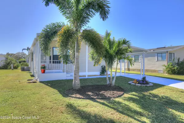 Barefoot Bay, FL 32976,561 Dolphin CIR