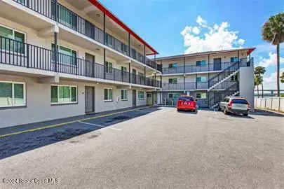 900 S Peninsula DR #208, Daytona Beach, FL 32118