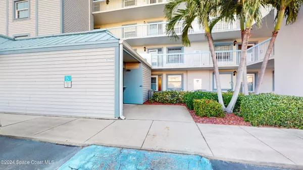 Cocoa Beach, FL 32931,630 S Brevard AVE #1124