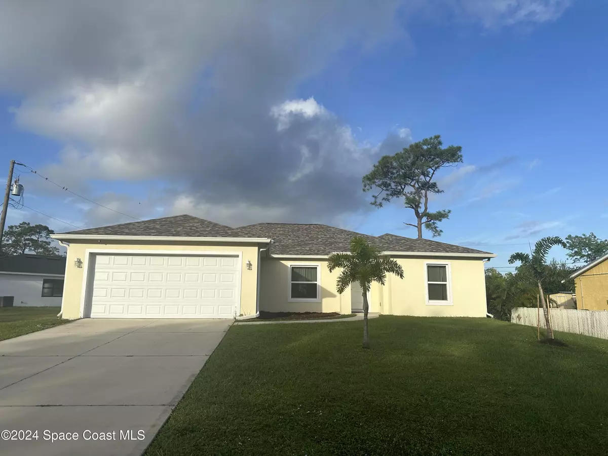 Palm Bay, FL 32909,951 Cotorro RD SE