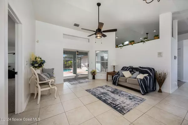 Palm Bay, FL 32909,805 Seven Gables CIR SE