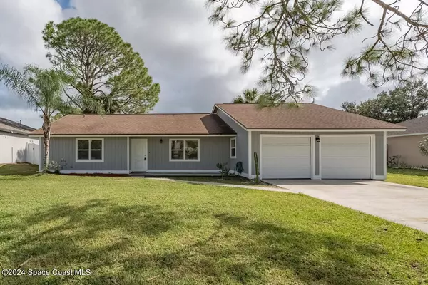 1041 Braddock AVE SE, Palm Bay, FL 32909