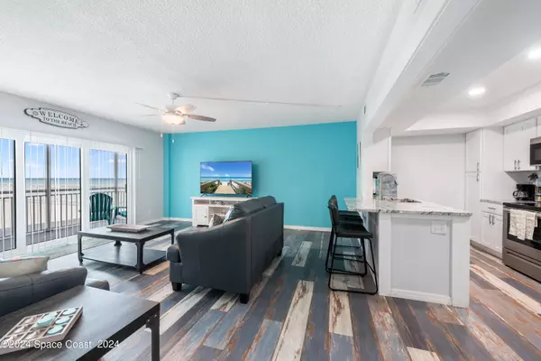 Satellite Beach, FL 32937,205 Highway A1a #208