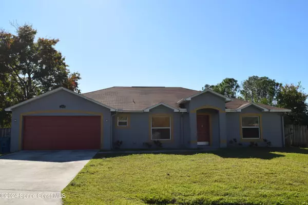 272 Benchor RD NW, Palm Bay, FL 32907