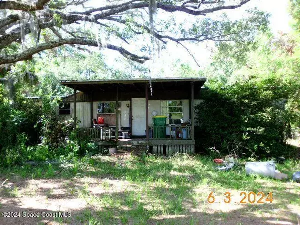 4325 April LN, Mims, FL 32754