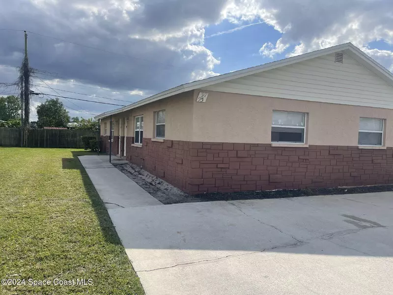 95 Lucas RD, Merritt Island, FL 32953