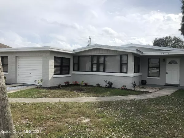 1923 Jefferson AVE, Melbourne, FL 32935