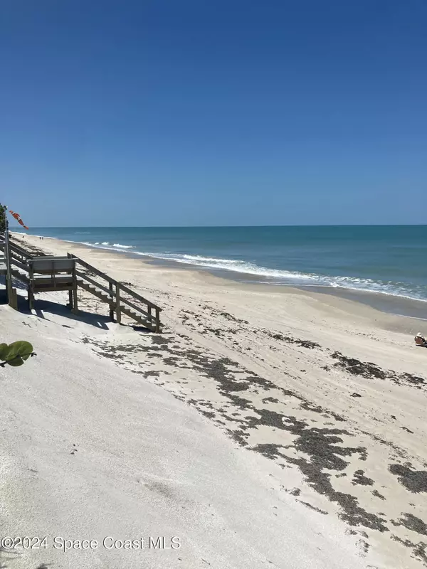 Melbourne Beach, FL 32951,122 Normandy PL