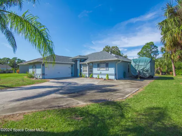 Sebastian, FL 32958,825 Landsdowne DR