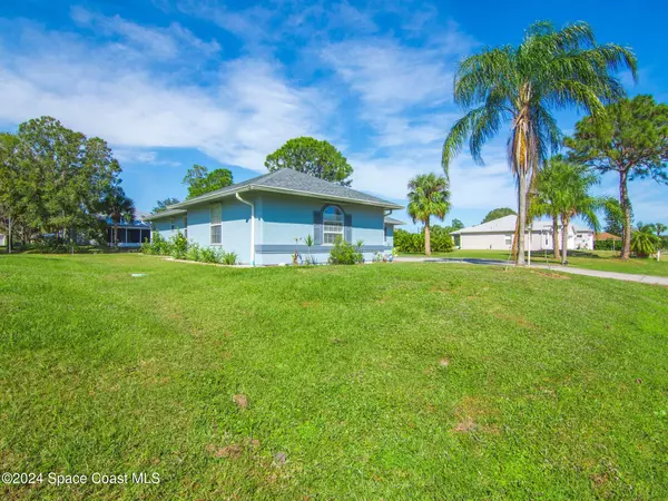 Sebastian, FL 32958,825 Landsdowne DR