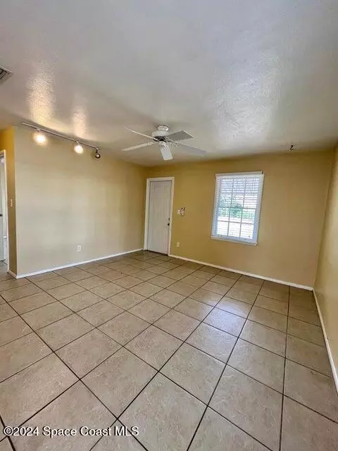 Rockledge, FL 32955,58 Shady LN