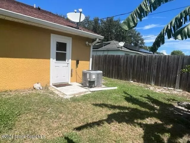 Palm Bay, FL 32907,400 Binney ST NE