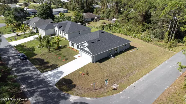 963 Sareta ST SE, Palm Bay, FL 32909