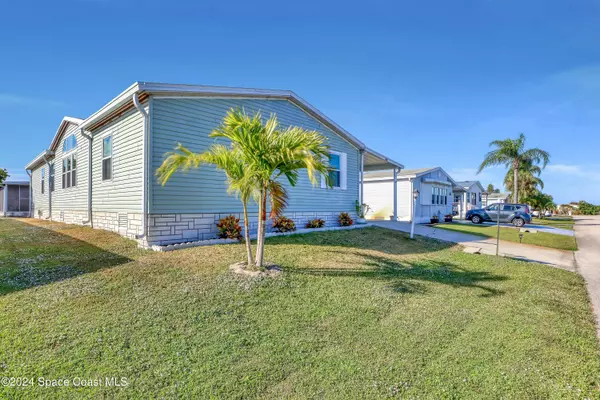 Micco, FL 32976,7660 Kyak CT