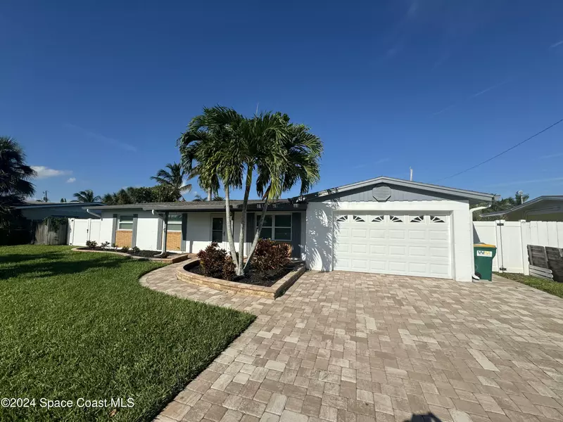 673 Bermuda RD, Cocoa Beach, FL 32931