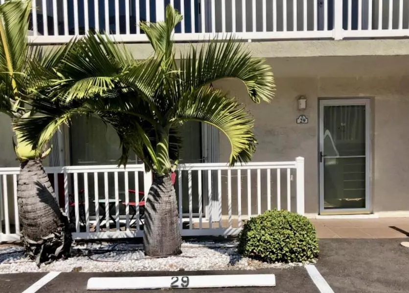 199 Wakulla LN #29, Cocoa Beach, FL 32931