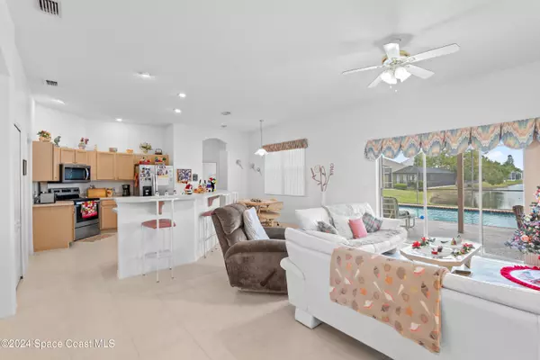 Melbourne, FL 32940,1916 Fabien CIR