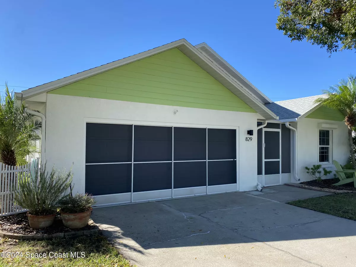 Melbourne, FL 32940,829 Villa DR