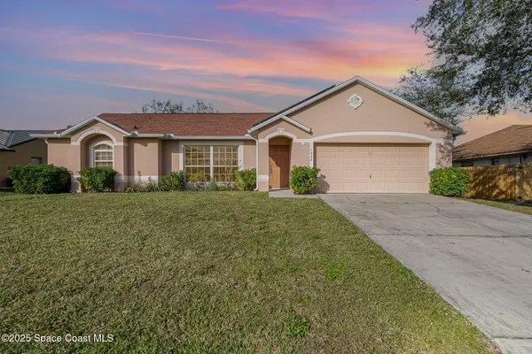 1642 Canon AVE NW, Palm Bay, FL 32907