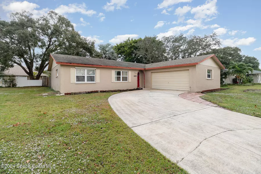 2848 Watkins DR, Melbourne, FL 32901