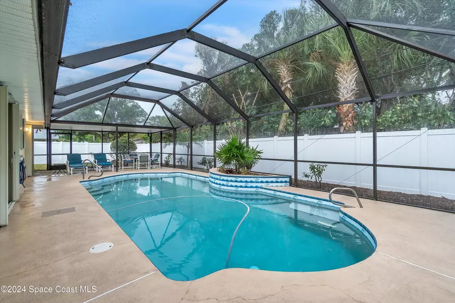 417 1st AVE, Indialantic, FL 32903