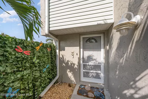 1710 Atlantic ST #5e, Melbourne Beach, FL 32951