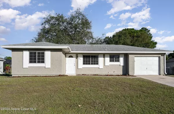 827 Du Bois AVE SE, Palm Bay, FL 32909