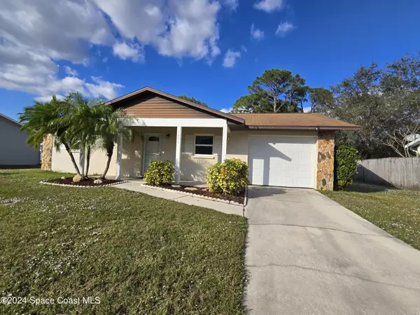 1021 Pope ST NW, Palm Bay, FL 32907