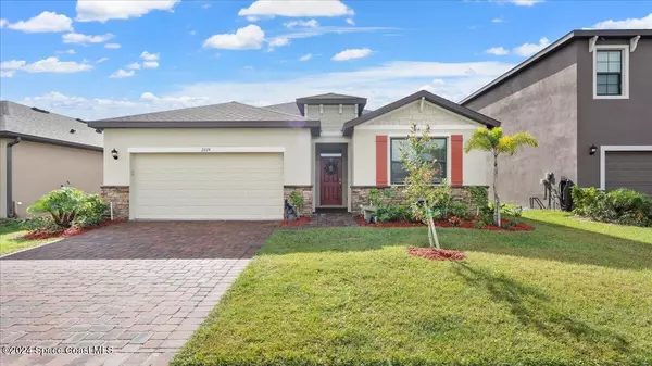 2224 Farmhouse RD SE, Palm Bay, FL 32909