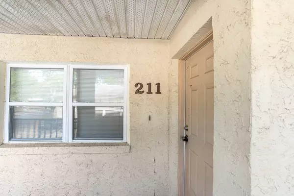 Titusville, FL 32780,211 Olmstead DR #211