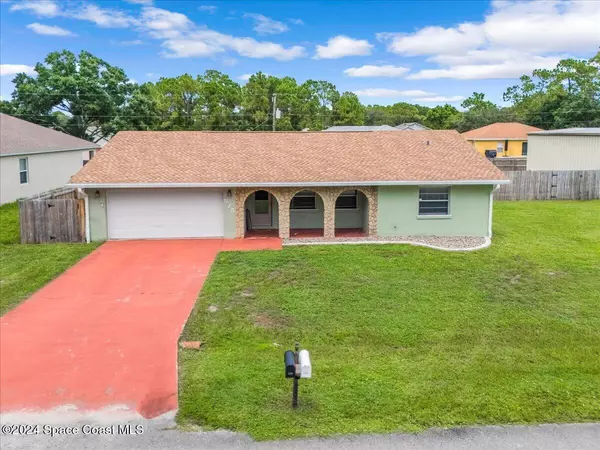 Palm Bay, FL 32909,525 Escarole ST SE