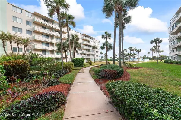 2020 N Atlantic AVE #316, Cocoa Beach, FL 32931