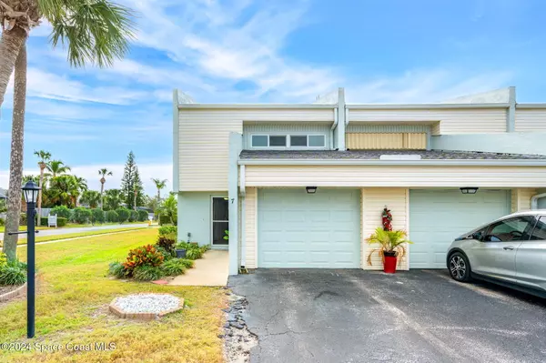 Indian Harbour Beach, FL 32937,810 Poinsetta DR #7