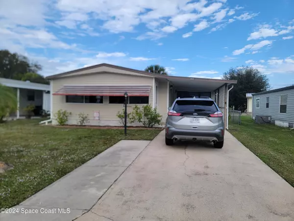 1304 Barefoot CIR, Barefoot Bay, FL 32976