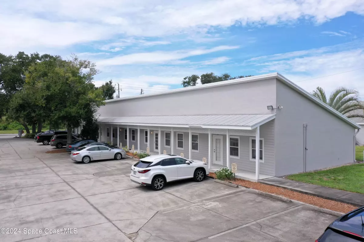 Rockledge, FL 32955,4087 Highway 1 #102- 104