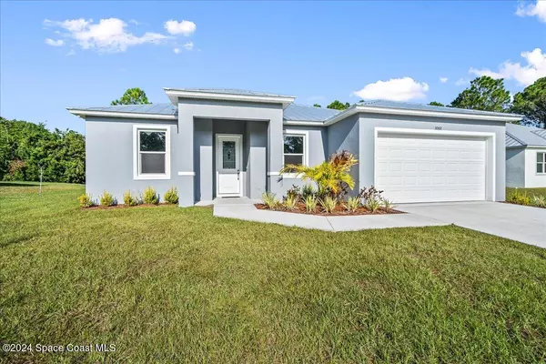 1081 Quesada ST SE, Palm Bay, FL 32909