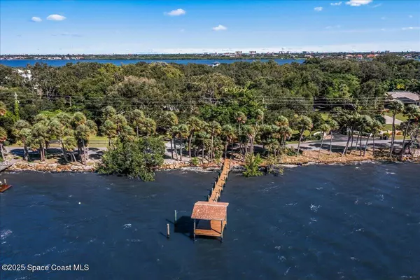 Merritt Island, FL 32952,10060* S Tropical