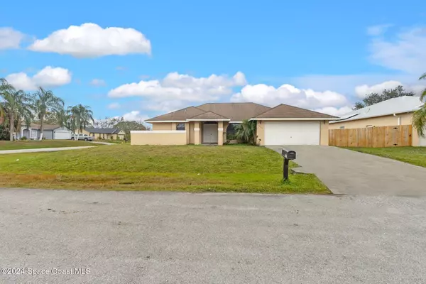 1800 Rawdon ST NW, Palm Bay, FL 32907