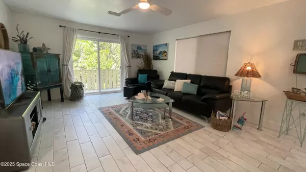 Melbourne Beach, FL 32951,419 Ocean AVE #406