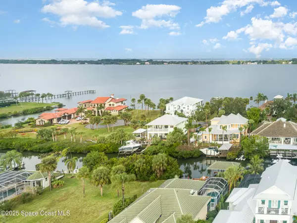 Rockledge, FL 32955,521 Bosun CT