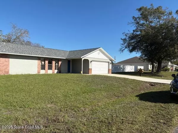 737 Indigo ST SE, Palm Bay, FL 32909