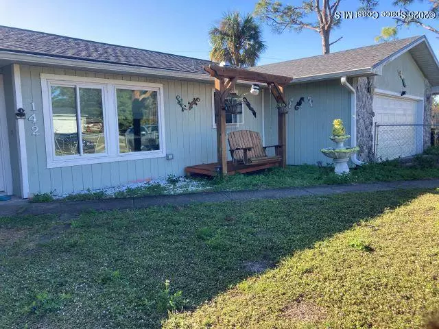 142 Tudor RD SW, Palm Bay, FL 32908